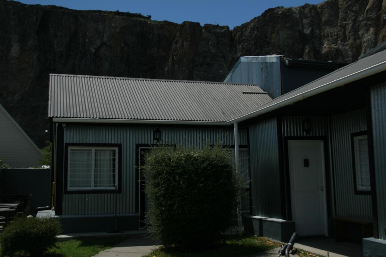 Hostel Complejo Don Joel El Chaltén Zewnętrze zdjęcie